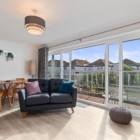 25 Coedrath Park - Sea Views From Balcony, Short Walk To Beach, Parking Saundersfoot Bagian luar foto