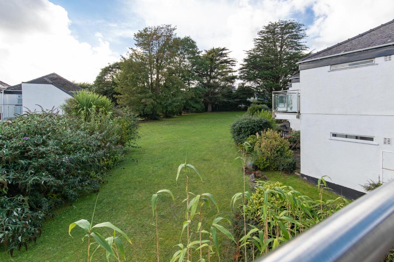 25 Coedrath Park - Sea Views From Balcony, Short Walk To Beach, Parking Saundersfoot Bagian luar foto