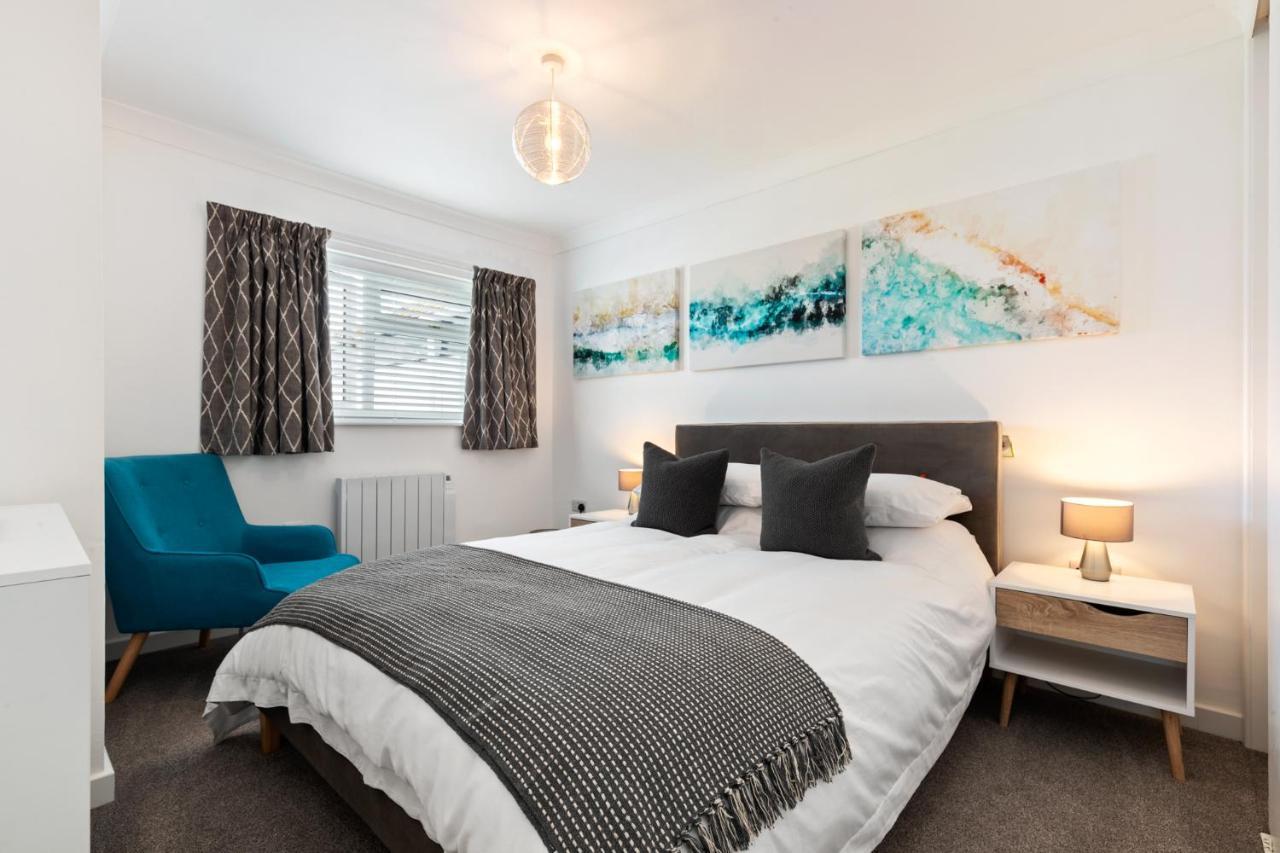 25 Coedrath Park - Sea Views From Balcony, Short Walk To Beach, Parking Saundersfoot Bagian luar foto