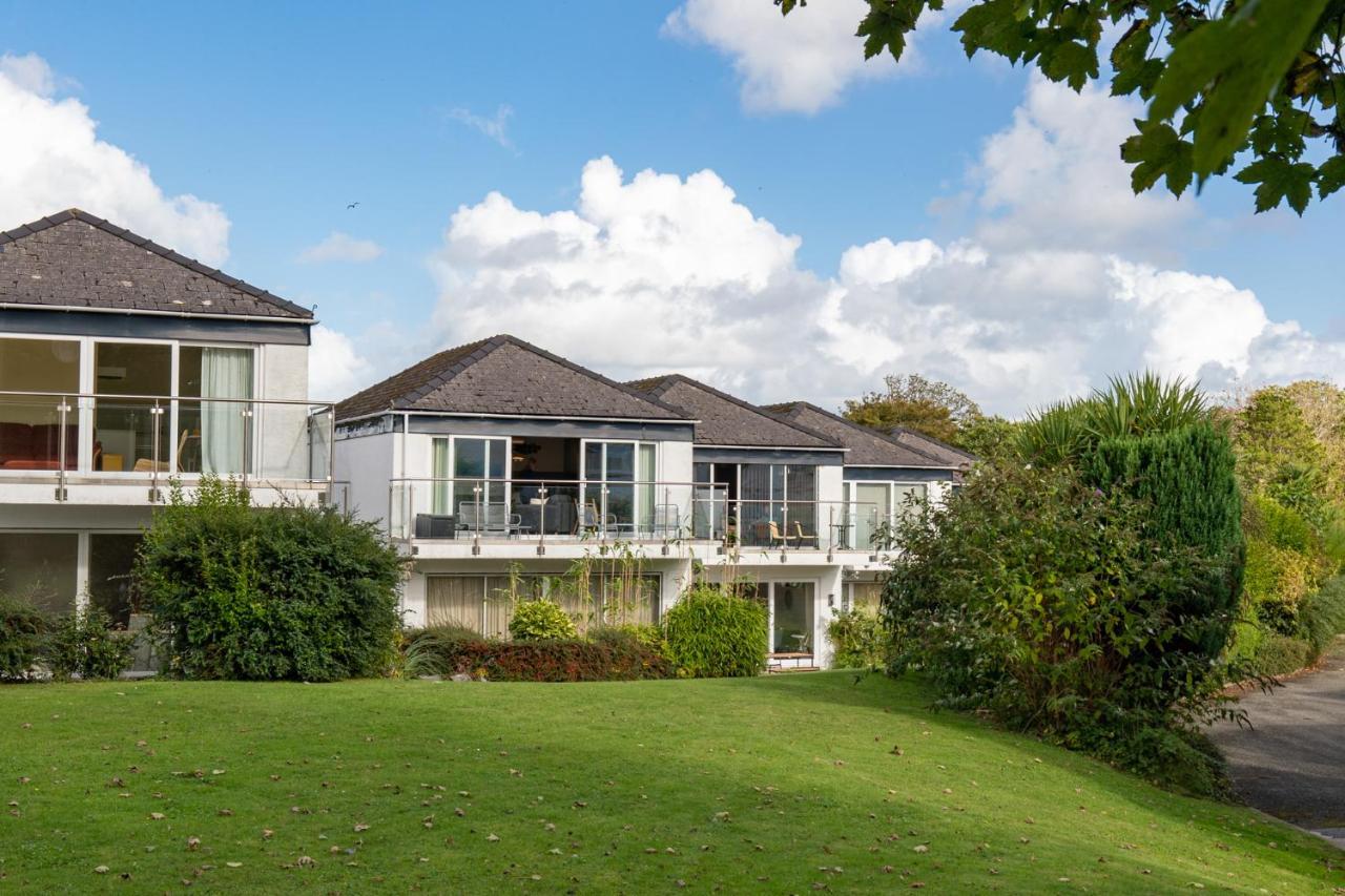 25 Coedrath Park - Sea Views From Balcony, Short Walk To Beach, Parking Saundersfoot Bagian luar foto